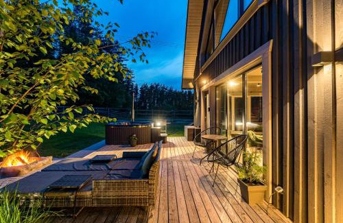 Renavas Villa | SOPRANO - 'Virš Ąžuolų' - Forest SPA - FREE jacuzzi