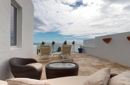 Oyster Pond Villa | ☀️⛱️Sorrento by IRE Vacations - Luxury 2 Bedroom Villa with Resort Amenities