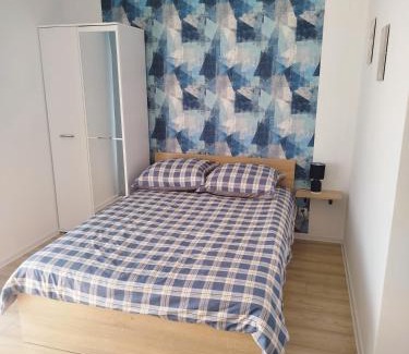 Swornegacie House | Sosnowe Zacisze - Nowoczesne Pokoje Blisko Jeziora