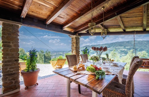 Pescia Villa | Sospirata Farmhouse, luxury 2 bedrooms villa with Amazing Views on the Rolling Hills of Pescia