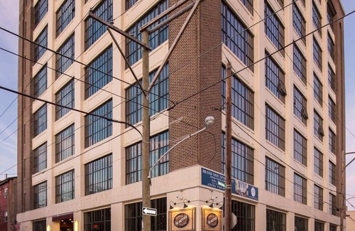 West Poplar Apartment | Sosuite | 2BR Apt w W/D, Gym, On-Site Restaurant