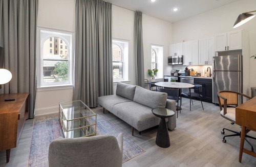 Rittenhouse Row Apartment | Sosuite | Penthouse 1BR Apt w Arch Windows, W/D
