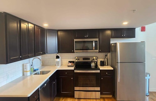 West Philadelphia Apartment | Sosuite | Studio Loft w W/D, Gym, Lounge