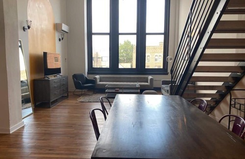 West Philadelphia Apartment | Sosuite | Studio Loft w W/D, Gym, Lounge