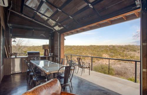 Dripping Springs House | Sotol by AvantStay Direct River Access Views