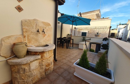 Sammichele di Bari Apartment | Sotto L'arco House