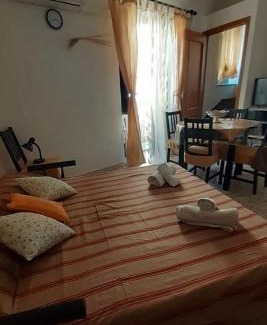 Santo Stefano di Camastra House | Sotto L'Arco
