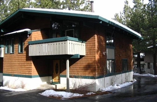 Mammoth Lakes House | Soul Restoration Awaits You - Chateau Sans Nom, Shuttle Stop Red 5, Indoor Pool