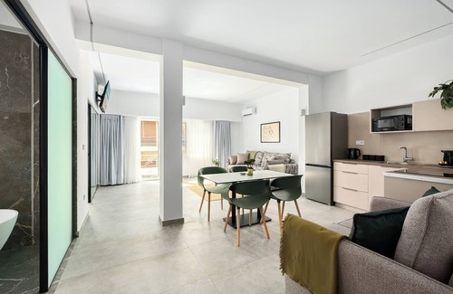 Exarhia Apartment | Soultani Aparthotel by HarmonyHomesAway