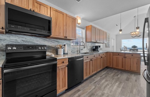 Colington Harbour House | Sound Harbour | Soundfront | Colington Harbour | Kill Devil Hills | Sleeps 6