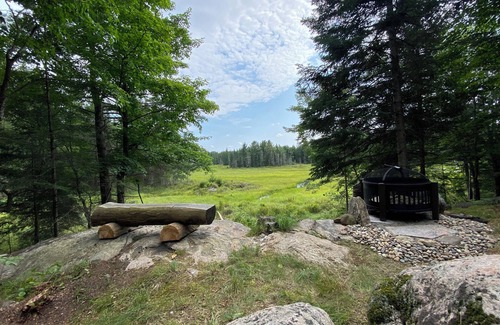 Muskoka Lakes RV Rental | Sound of Silence off-grid Glamping in Muskoka