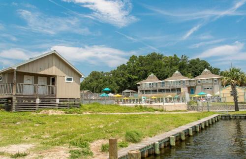 Colington Harbour House | Sound Waves