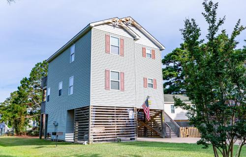 Colington Harbour House | Sound Waves