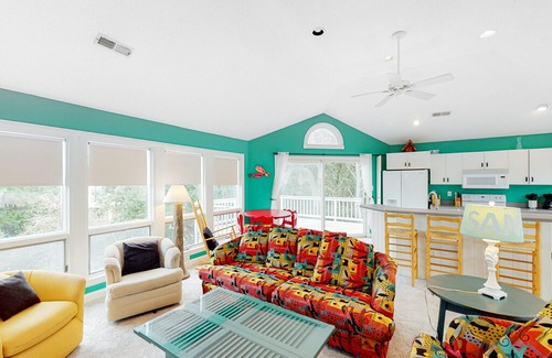 Monteray Shores House | Soundside Home In Corolla w/Heated Pool & Hot Tub