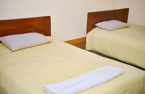 Jinja Hotel | Source Garden Hotel Jinja