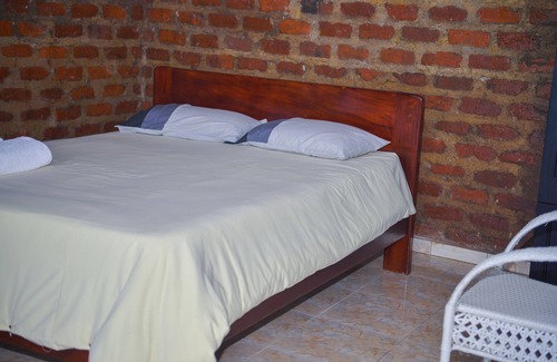 Jinja Hotel | Source Garden Hotel Jinja