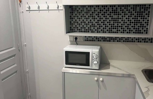 Porte-Dauphine Apartment | Sous les toits de paris Trocadéro