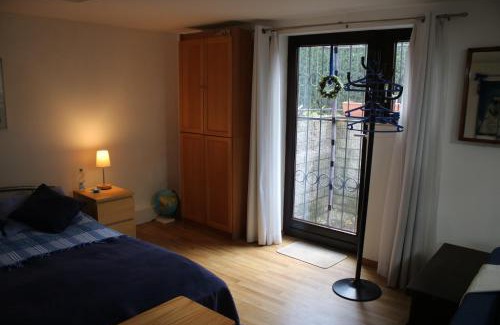 Schwaebisch Hall Apartment | Souterain Appartement 19 min zu Fuß Downtown