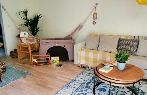 Niederzwehren Apartment | Souterrainwohnung mit großem Garten und Sauna