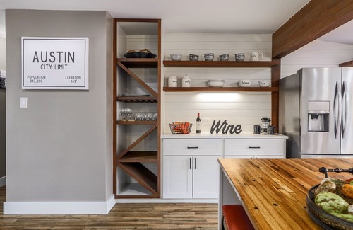 West Oak Hill House | South Austin Group Retreat with Swimspa and Backyard fun!