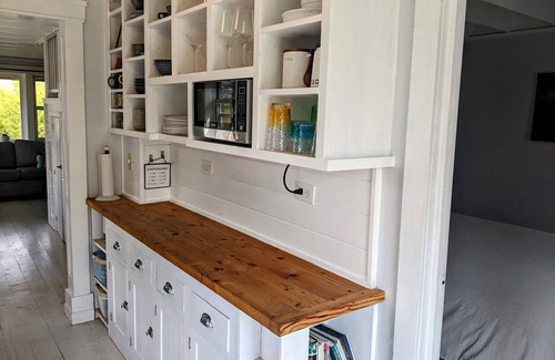 Point Roberts House | South Beach Cottage - steps from the beach!