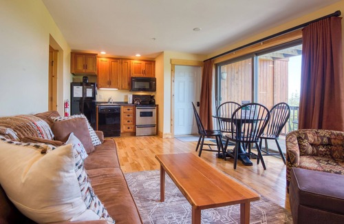 Rangeley Condo | South Branch Condo 19-1 - Saddleback Mountain Ski in Ski out condo