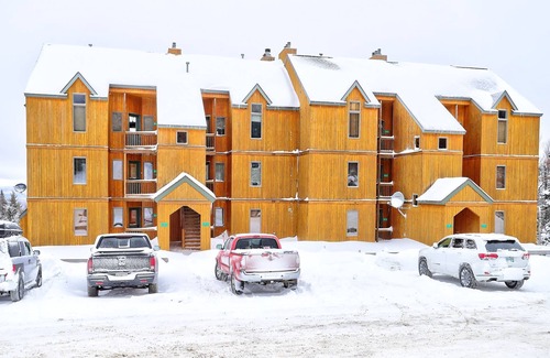 Rangeley Condo | South Branch 13-2 - Newer, cute and cozy, 2nd story condo unit at South Branch