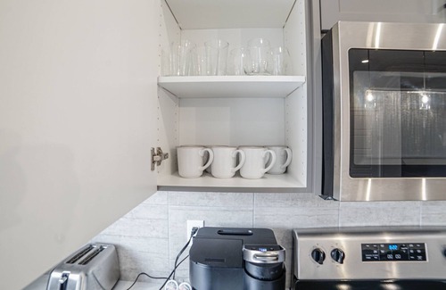 Southeast Calgary House | South Calgary GEM: Spacious & Comfortable 3-BR; Near Fish Creek, Spruce Meadows
