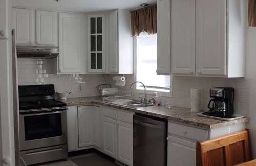 Charlotte House | South Charlotte House, fenced yard, screened porch 3BR, 2 BA, W/D, all inclusive