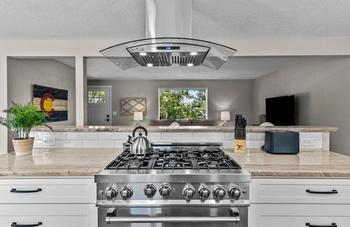 Littleton House | South Denver Ranch 4 BR Ideal for Groups