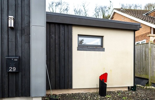 Meads Apartment | South Downs Studio - bijou hikers hideaway