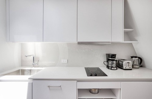 Columbus Apartment | South End Studio near T, Shops + Dining