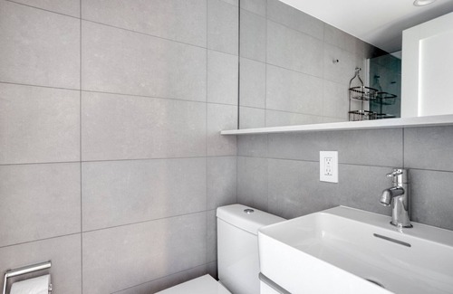 Columbus Apartment | South End Studio near T, Shops + Dining