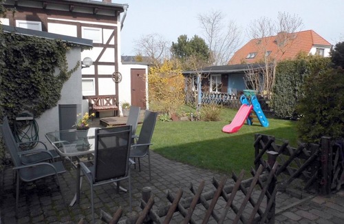 Altefaehr Apartment | South-facing balcony apartment in Rügen's youngest state-recognized seaside resort Altefähr