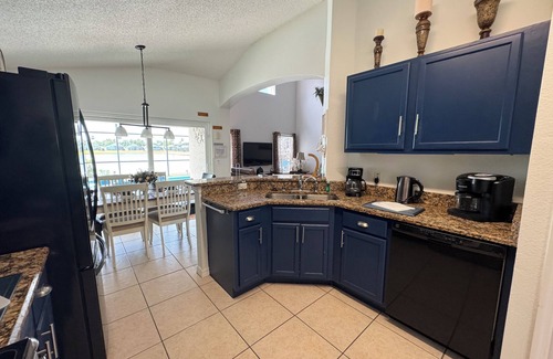 Kissimmee House | South Facing, Lake View Pool & Spa Home