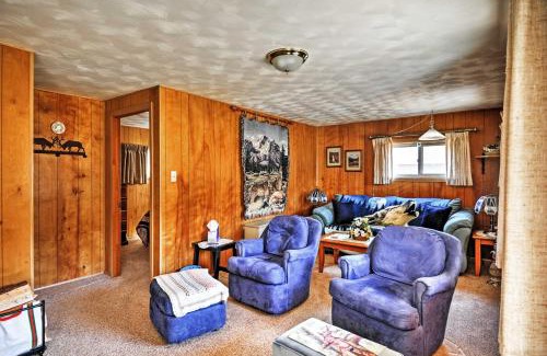 Ponderosa Pines House | South Fork Log Cabin with Beautiful Mountain Views!