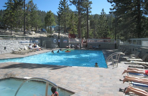 Tahoe Village Condo | SOUTH LAKE TAHOE CHRISTMAS GETAWAY SUNDAY DECEMBER 22 -29 2024!