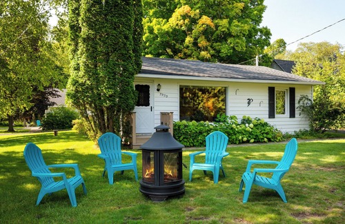 Baileys Harbor House | South Lane Cottage #1, with a living room view of Lake Michigan.