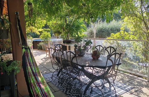 La Motte-dʼAigues Villa | South Luberon - Villa - private pool - sleeps 7 - near étang de la bonde