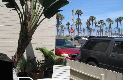 South Mission Beach House | South Mission Beach Cute Cottage near Park and Parking