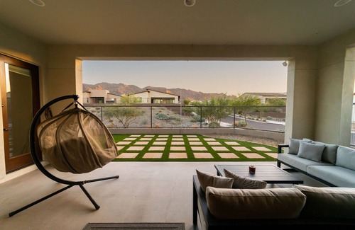 South Mountain House | South Mountain Luxury Retreat - New & Modern