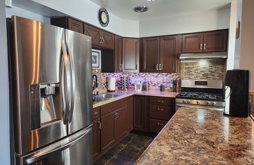 Chicago Condo | South Shore Chicago Condo-1 Block to Lake-WiFi-AC-Elevator-420 Friendly