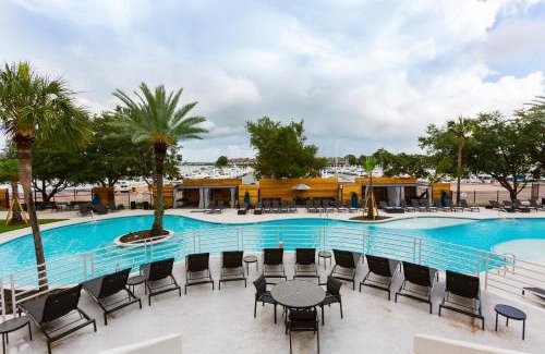 League City Resort | South Shore Harbour Resort and Conference Center