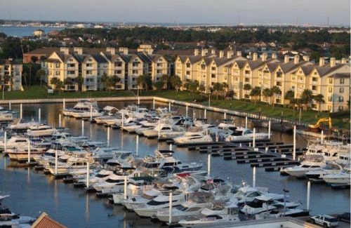 League City Resort | South Shore Harbour Resort and Conference Center