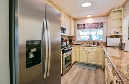 Cambrian House | South SJ 4BR: Spacious & Comfy