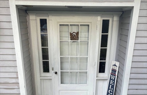 Southbury Apartment | Southbury Charming Studio Retreat on Beautiful Grounds — Sleeps 4