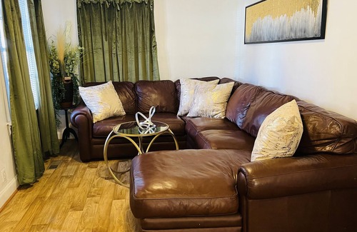 Rivermont House | Southern Charm-Convenient to Everything!