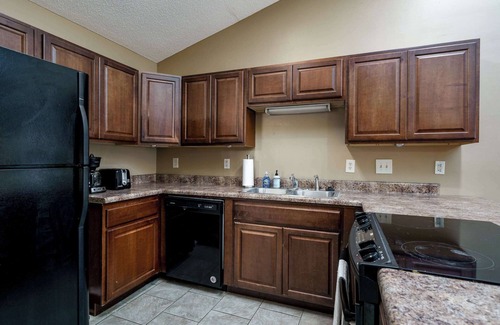 Tuscaloosa House | Southern Tides- 2.5 miles to UA- 2BR/2BA