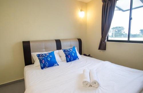 Pontian Hotel | Southern Tip Hotel - City & 100m walk to McDonald's & FREE DOBI