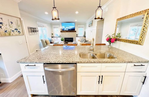 South St. Paul House | Southie Paradise: Minutes to Xcel Energy Center